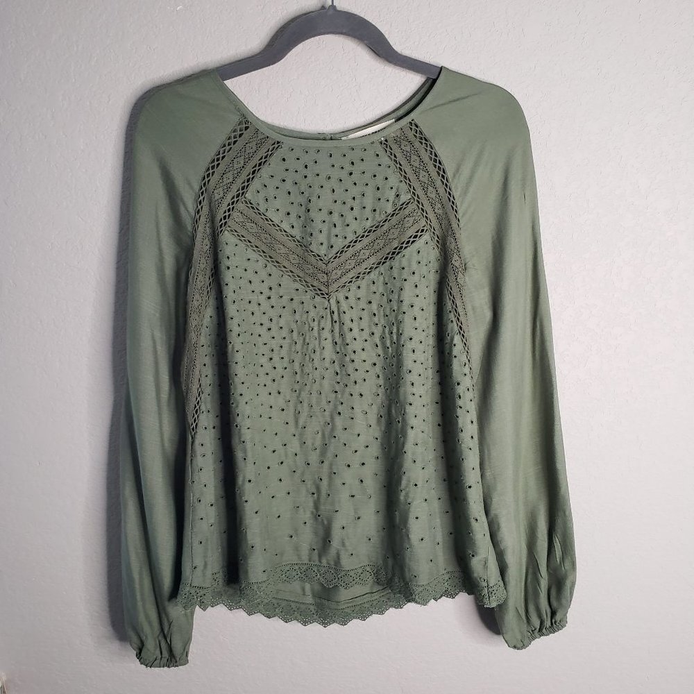 Lucky Brand Size M Green 100% viscose Bohemian Lace and Eyelet Front Long Sleeve